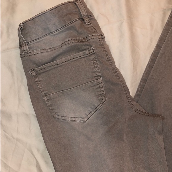 Jeans - Picture 2 of 5